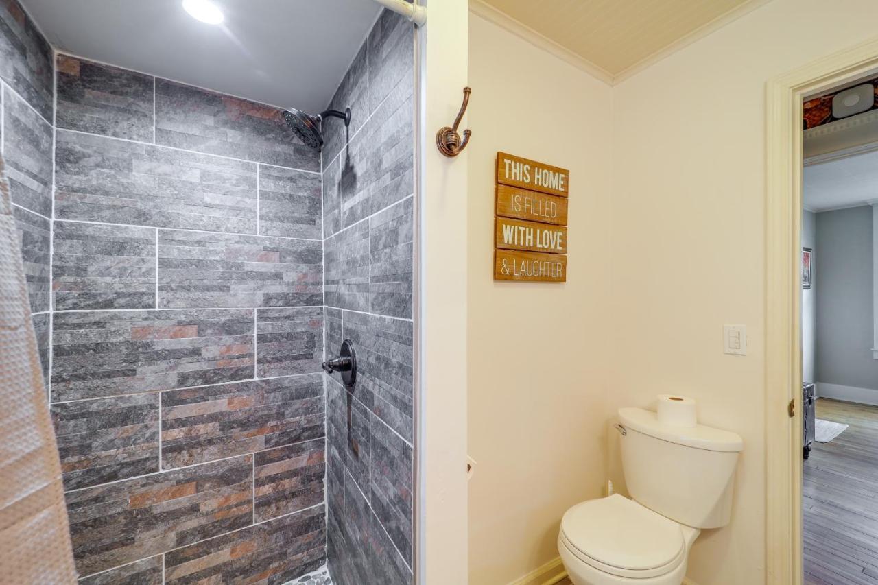 Cozy Damascus Cottage With Porch And Trail Access! 外观 照片